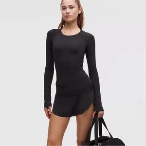 Lululemon Swiftly Tech Long Sleeve in Black